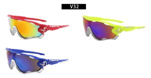 V32 2048x